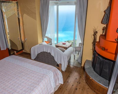 Διαμερίσματα με θέα βουνό και θάλασσα